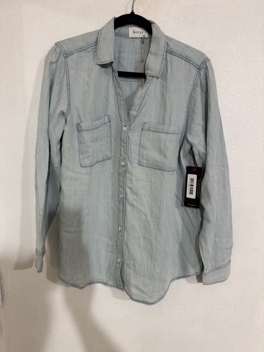 Korye Light Wash Denim Button-down Shirt L 100% Tercel